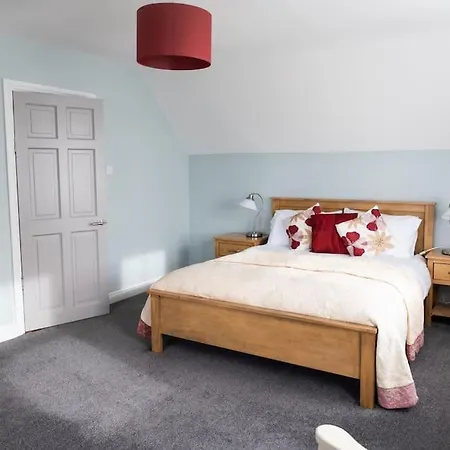 Wildberry - 4 Bedroom With Amazing Views In