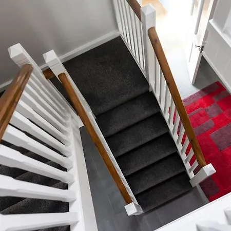 Hébergement de vacances Wildberry - 4 Bedroom With Amazing Views In *