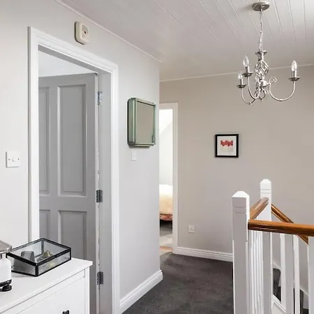 Wildberry - 4 Bedroom With Amazing Views In