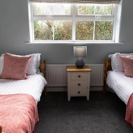 Wildberry - 4 Bedroom With Amazing Views In Hébergement de vacances Doolin