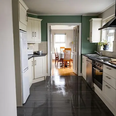Wildberry - 4 Bedroom With Amazing Views In Doolin